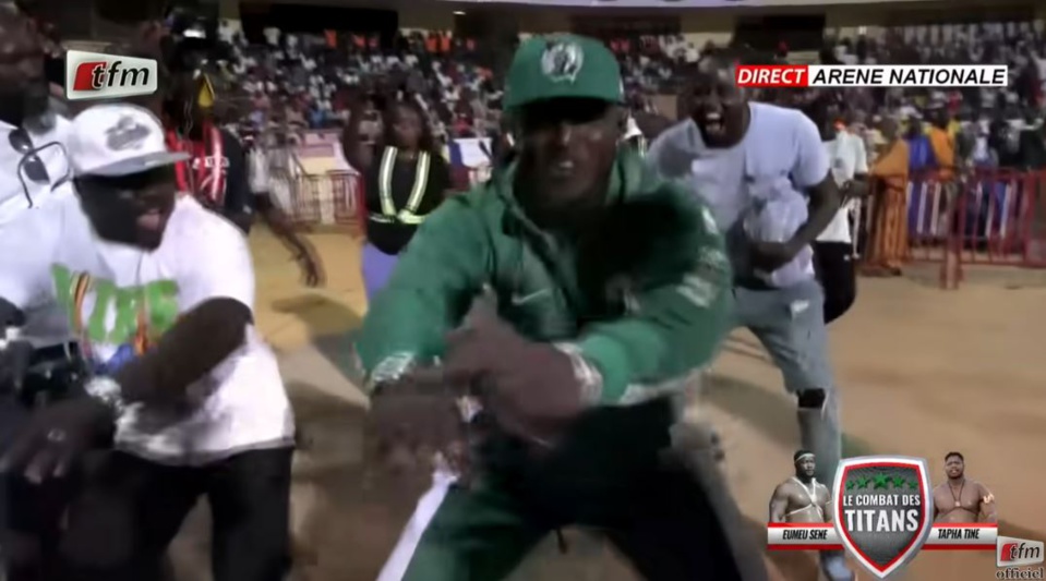 Balla Gaye fait son show dans l'arène Balla Gaye fait son show dans l'arène