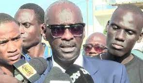 Pape Mamadou Touré sous perfusion après 22 jours de grève de la faim