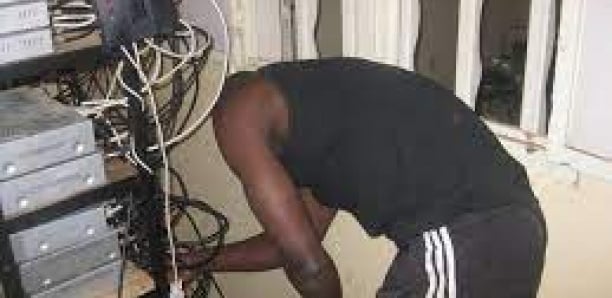 Des distributeurs de réseaux câblés arrêtés : leur collectif crie au scandale et alerte l'opinion