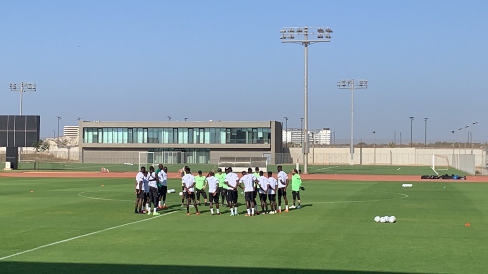 PRÉPARATIFS DE LA CAN 2024 : Les Lions en regroupement le 30 décembre..., un match amical contre le Niger prévu le 8 janvier PRÉPARATIFS DE LA CAN 2024 : Les Lions en regroupement le 30 décembre..., un match amical contre le Niger prévu le 8 janvier