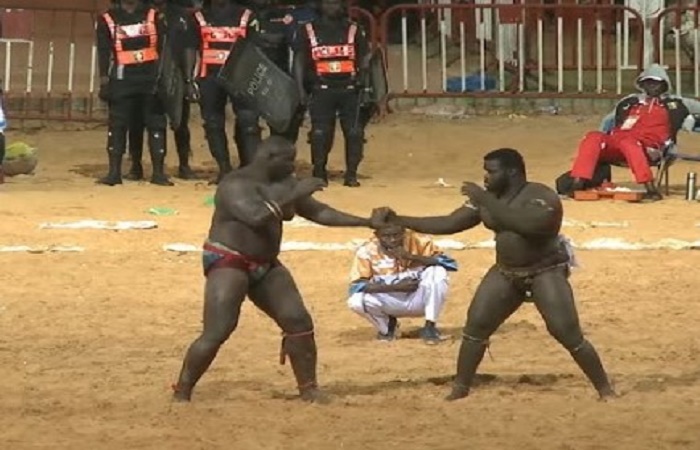 APRÈS SA VICTOIRE SUR B52 CE DIMANCHE 24 DÉCEMBRE 2023 : Reug-Reug force la porte des VIP