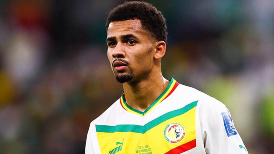 L'AVENIR MARSEILLAIS REMIS EN CAUSE ? Iliman Ndiaye, la tourmente du mercato de l’OM L'AVENIR MARSEILLAIS REMIS EN CAUSE ? Iliman Ndiaye, la tourmente du mercato de l’OM