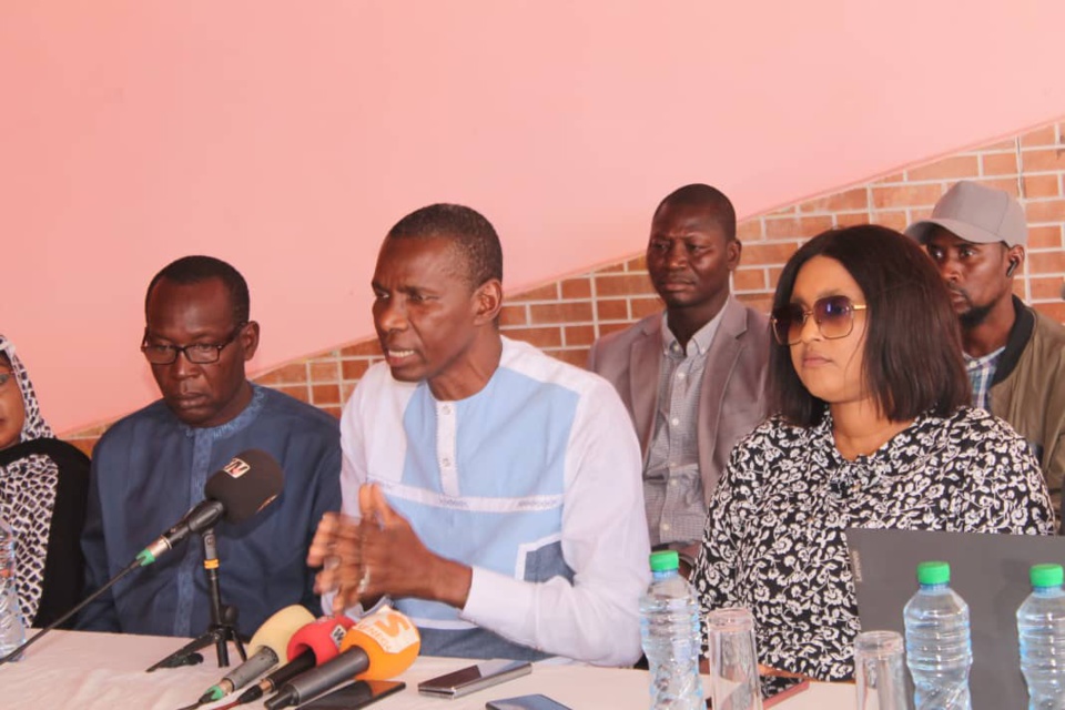 Mansour Ndiaye candidat recalé râle et appelle… Mansour Ndiaye candidat recalé râle et appelle…