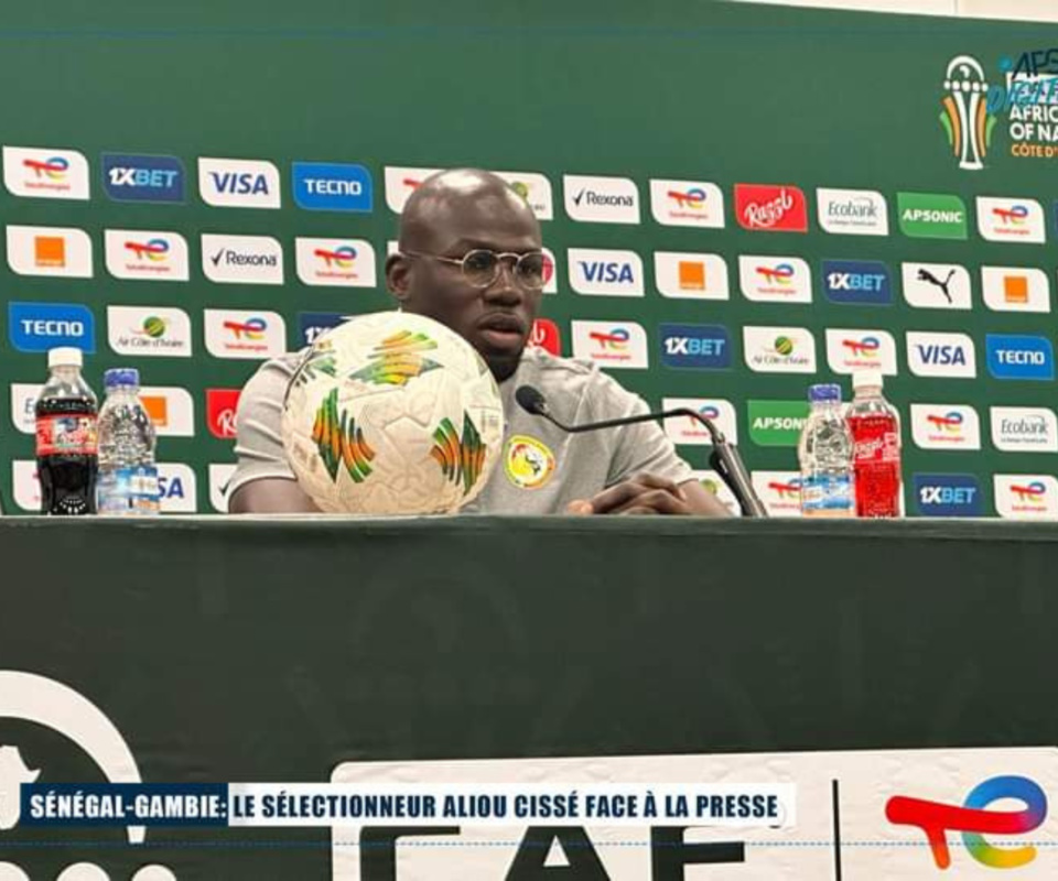 KALIDOU KOULIBALY : "on veut, écrire l’histoire du Sénégal, l’histoire de l’Afrique... en gagnant cette deuxième Can " KALIDOU KOULIBALY : "on veut, écrire l’histoire du Sénégal, l’histoire de l’Afrique... en gagnant cette deuxième Can "
