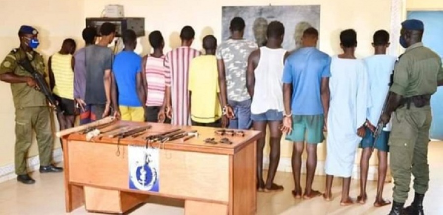 TRAGIQUE FIN DE MATCH À WAKHINANE NIMZATT : Un étudiant attaqué, ensanglanté et détroussé par un gang d’agresseurs