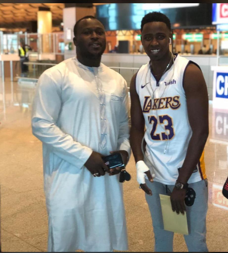 Modou Lô, superstar à l’aéroport