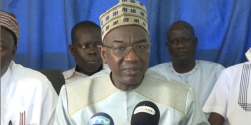 POUR PROTESTER CONTRE L’ÉLIMINATION DE KARIM WADE DE LA LISTE DES CANDIDATS À LA PRÉSIDENTIELLE : Les députés du Pds déposent une lettre pour demander la création d’une commission d’enquête parlementaire POUR PROTESTER CONTRE L’ÉLIMINATION DE KARIM WADE DE LA LISTE DES CANDIDATS À LA PRÉSIDENTIELLE : Les députés du Pds déposent une lettre pour demander la création d’une commission d’enquête parlementaire