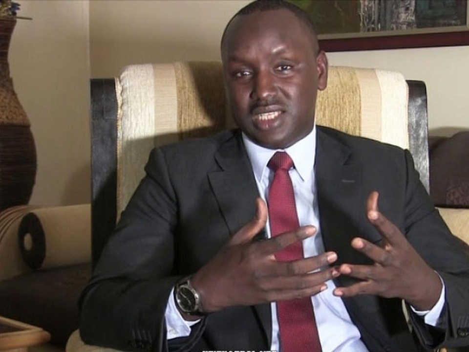 ACCUSE D’AVOIR UNE NATIONALITE SUISSE : Cheikh Tidiane Dièye dément et accuse le régime de vouloir le couler ACCUSE D’AVOIR UNE NATIONALITE SUISSE : Cheikh Tidiane Dièye dément et accuse le régime de vouloir le couler