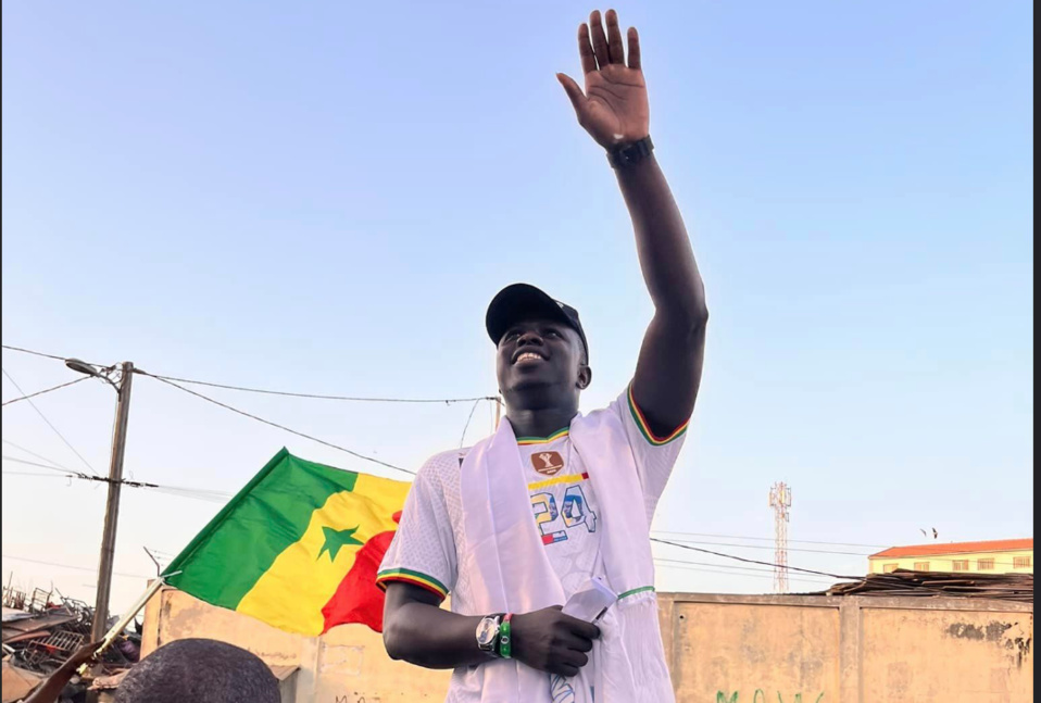 La décrispation en marche : les exilés reviennent, Ngagne Demba Touré à Dakar La décrispation en marche : les exilés reviennent, Ngagne Demba Touré à Dakar