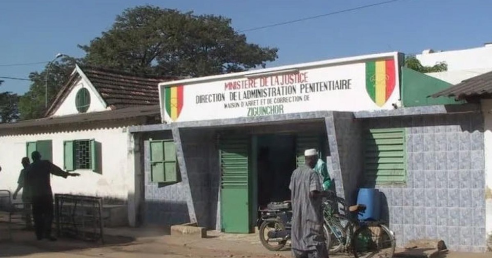 Maison d’arrêt et de correction de Ziguinchor : 108 détenus en grève de la faim depuis hier Maison d’arrêt et de correction de Ziguinchor : 108 détenus en grève de la faim depuis hier