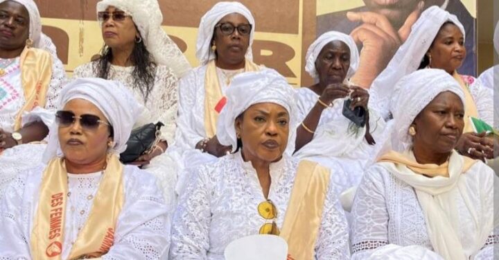 Mouvement national des femmes bis