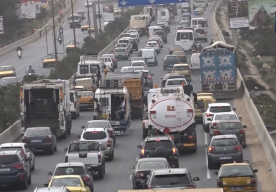 OBSERVATION DE LA JOURNÉE VILLES MORTES HIER : Aar Sunu Élection et l’Acis font un flop cuisant