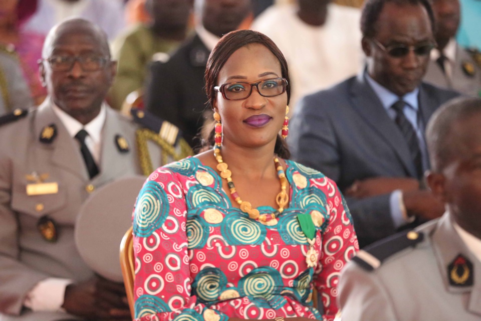 ZAHRA IYANE THIAM DIOP : « Je n’ai aucun problème avec le président de la République » ZAHRA IYANE THIAM DIOP : « Je n’ai aucun problème avec le président de la République »