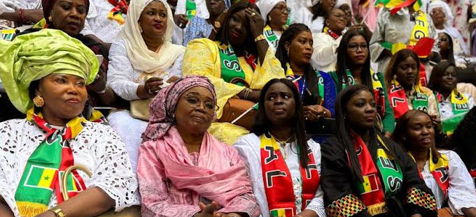 Les femmes «Macky dans nos veines» pleurent…