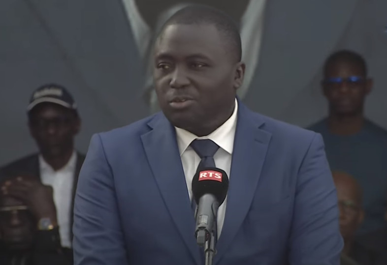 Bamba Fall va rebaptiser le Boulevard Gl De Gaulle au nom de Macky Sall