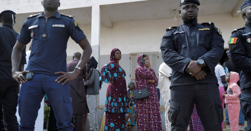 PREMIERES TENDANCES LOURDERS DE LA PRESIDENTIELLE : Thiès et Diourbel plébiscitent Bassirou Diomaye Faye PREMIERES TENDANCES LOURDERS DE LA PRESIDENTIELLE : Thiès et Diourbel plébiscitent Bassirou Diomaye Faye