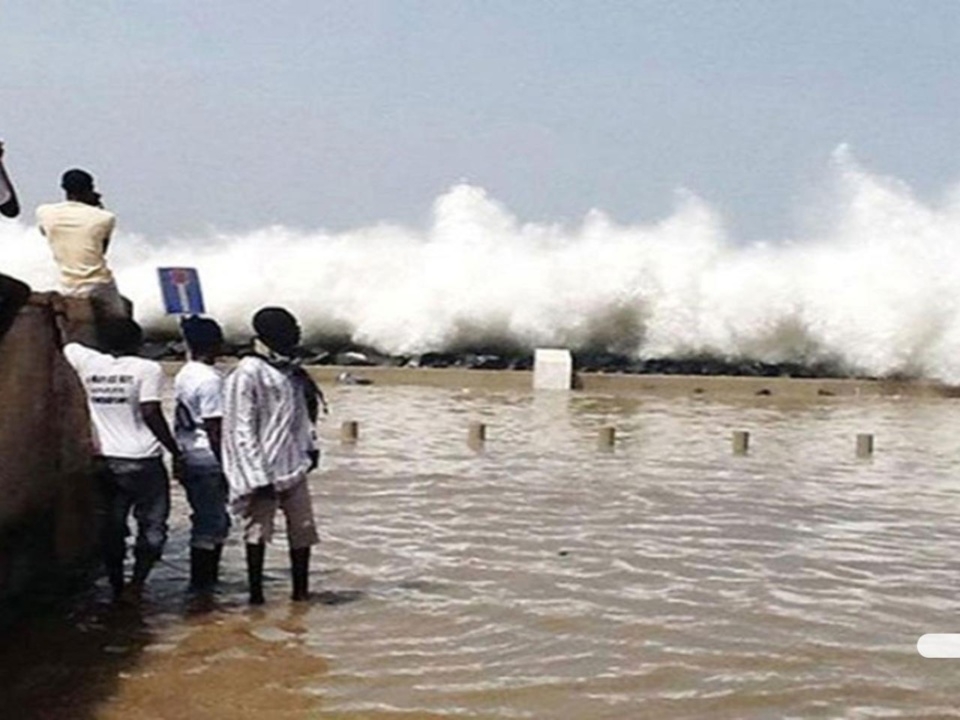 Houle dangereuse de 3.5 m