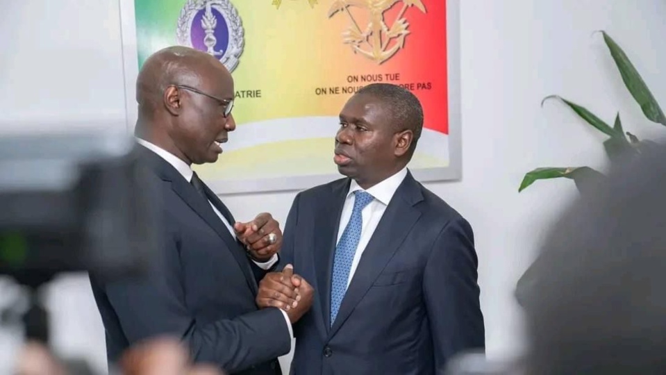 Pour une prise en charge globale de la sécurité de notre pays : Le nouveau Ministre des forces armées pour que l’armée, la Police et Douane travaillent de façon mutualisé