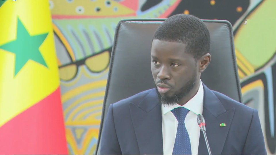 LE PRÉSIDENT DE LA RÉPUBLIQUE ÉCRIT À SES COLLABORATEURS : Diomaye invite les fonctionnaires et agents de l’Etat à l’intégrité et la transparence dans la gestion des affaires publiques LE PRÉSIDENT DE LA RÉPUBLIQUE ÉCRIT À SES COLLABORATEURS : Diomaye invite les fonctionnaires et agents de l’Etat à l’intégrité et la transparence dans la gestion des affaires publiques