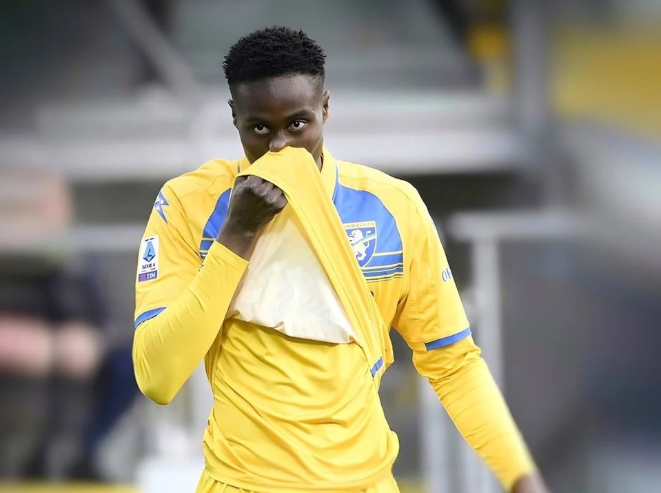 FROSINONE : PLUS DE DEUX ANS SANS MARQUER NI FAIRE UNE PASSE DECISIVE, L’incroyable disette de Demba Seck FROSINONE : PLUS DE DEUX ANS SANS MARQUER NI FAIRE UNE PASSE DECISIVE, L’incroyable disette de Demba Seck