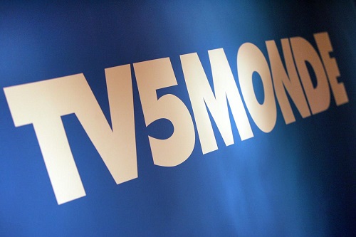 Le Burkina Faso fait taire plusieurs médias étrangers dont TV5 Monde , ainsi que plusieurs sites d'information étrangers