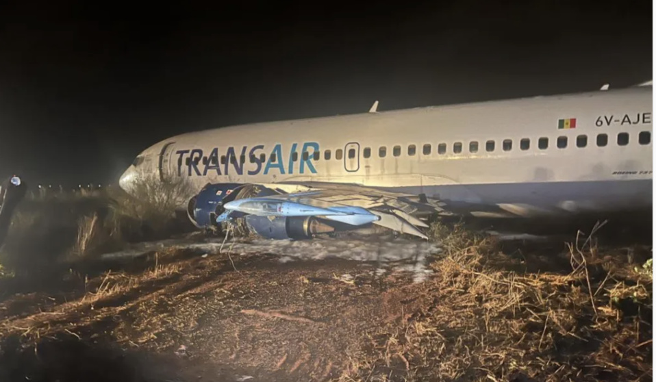 SORTIE DE PISTE D'UN AVION DE AIR SÉNÉGAL AFFRÊTÉ PAR LA COMPAGNIE TRANSAIR : La catastrophe évitée de peu, des blessés enregistrés, une enquête ouverte SORTIE DE PISTE D'UN AVION DE AIR SÉNÉGAL AFFRÊTÉ PAR LA COMPAGNIE TRANSAIR : La catastrophe évitée de peu, des blessés enregistrés, une enquête ouverte