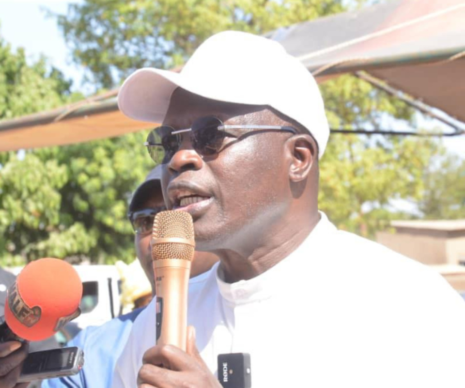 Khalifa Sall, ses portables à la levée du corps de Gaston Mbengue