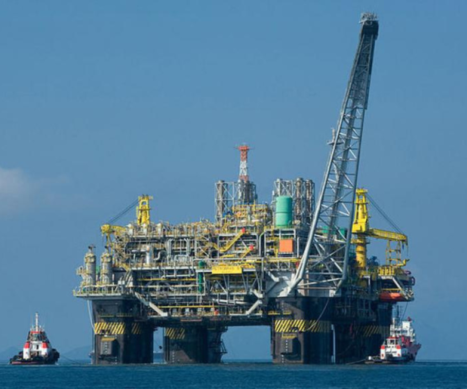 Une discussion avec les entreprises pétrolières en cours pour le paiement des taxes environnementales