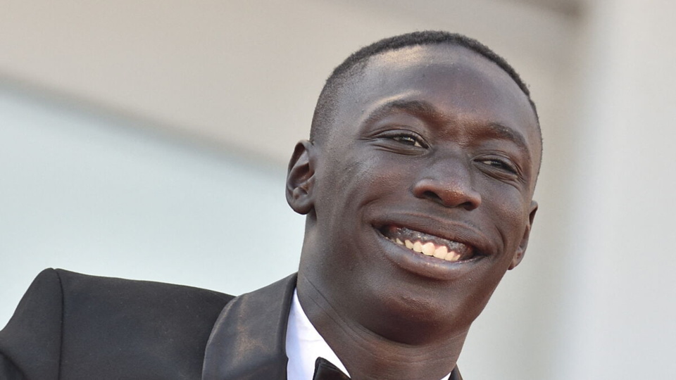 APRES KHABY LAME : Une autre star des réseaux sociaux est née : Salimata de Aprizo APRES KHABY LAME : Une autre star des réseaux sociaux est née : Salimata de Aprizo