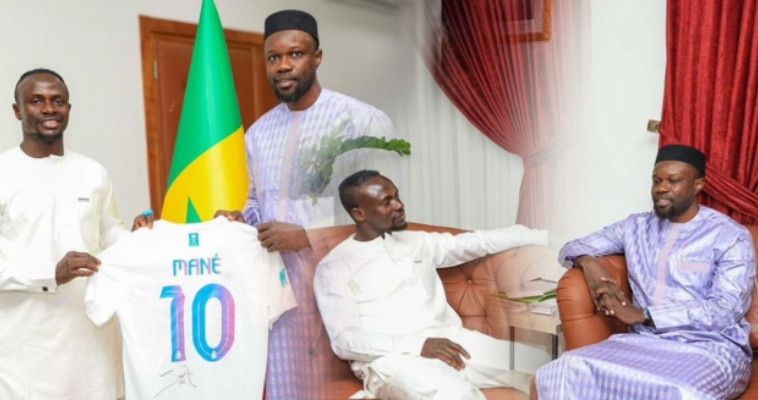 Primature : Ousmane Sonko a reçu le N°10 de l’équipe nationale, Sadio Mané