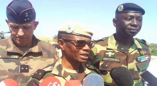 France : Le Président Emmanuel Macron honore le Général Souleymane Kandé