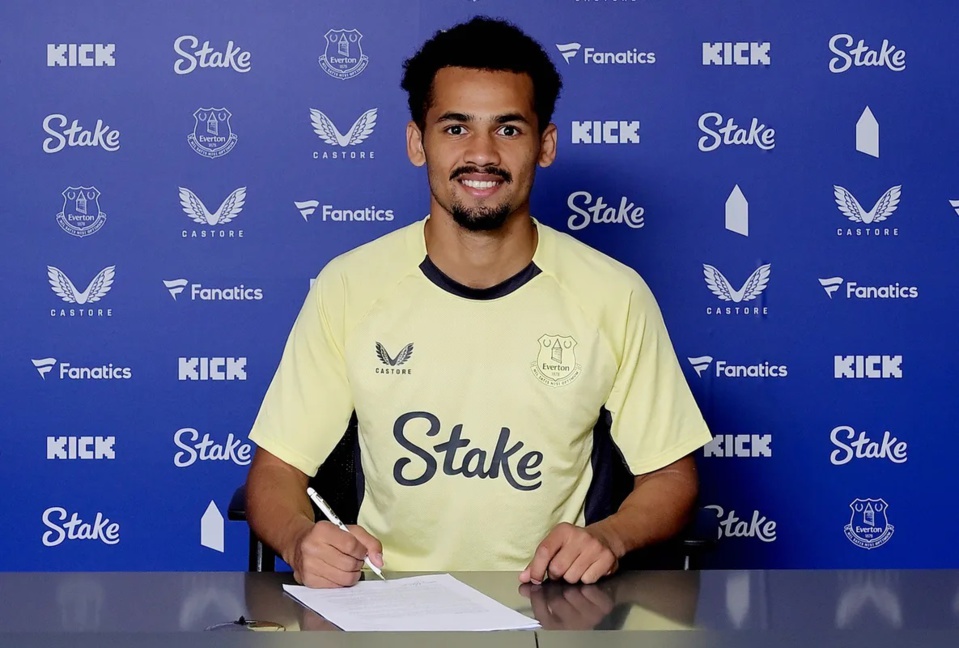 APRES UNE SAISON PASSEE A L'OLYMPIQUE DE MARSEILLE : Iliman Ndiaye débarque à Everton pour 20 millions d'euros