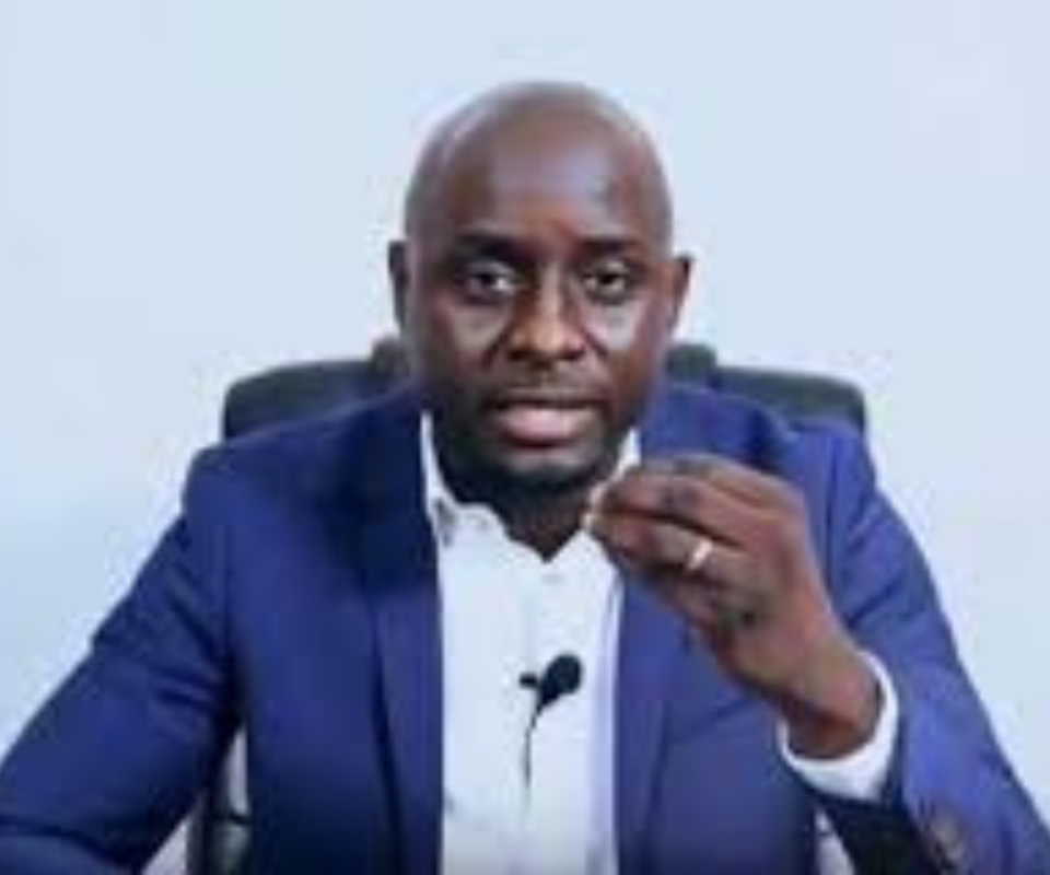 Thierno Bocoum face à la presse Thierno Bocoum face à la presse