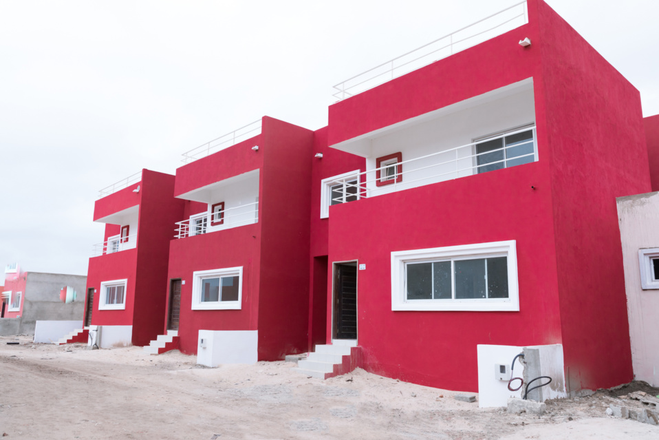 RIFIFI SUR FOND DE UBI DEUK A LA CITE ROSE/NIAGUES : Des intrus accaparent des villas d’autrui, des rixes à l’arme blanche RIFIFI SUR FOND DE UBI DEUK A LA CITE ROSE/NIAGUES : Des intrus accaparent des villas d’autrui, des rixes à l’arme blanche