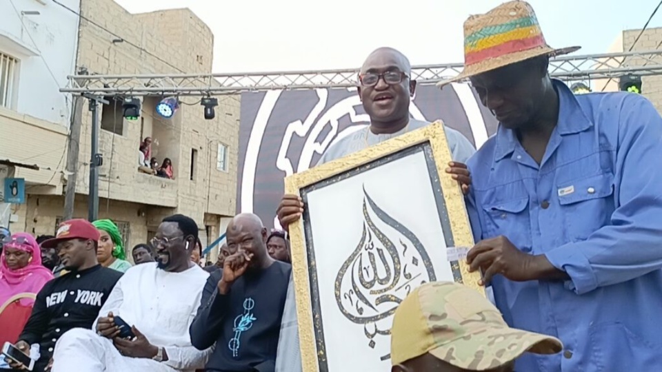 Gie «Nous dans nous» enrôle 300 personnes pour Omart City Gie «Nous dans nous» enrôle 300 personnes pour Omart City