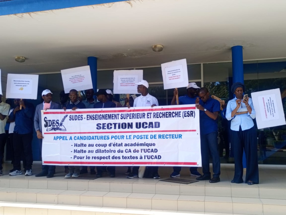 CONTRE LE MAINTIEN DU RECTEUR DE L’UNIVERSITÉ CHEIKH ANTA DIOP : Le Sudes passe à la vitesse supérieure CONTRE LE MAINTIEN DU RECTEUR DE L’UNIVERSITÉ CHEIKH ANTA DIOP : Le Sudes passe à la vitesse supérieure