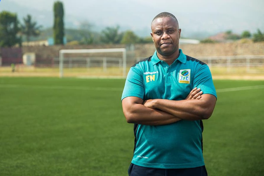 ETIENNE NDAYIRAGIJE, SELECTIONNEUR BURUNDI  "Le Sénégal est favori sur le papier, mais pas sur le terrain, nous nous sommes préparés mentalement…"