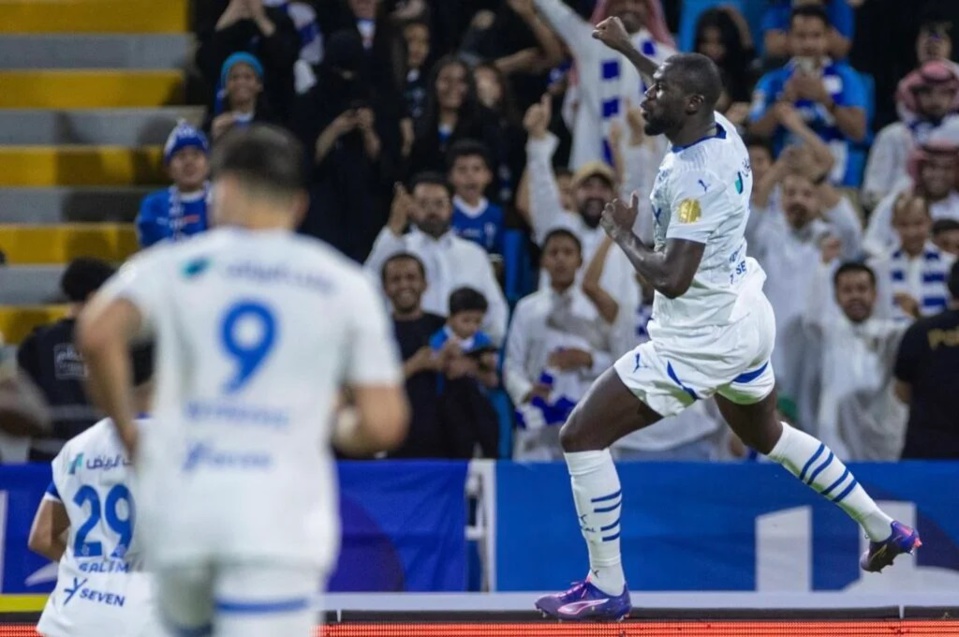 Buteur, Kalidou Koulibaly participe à la victoire d’Al Hilal face à Al Khouloud Buteur, Kalidou Koulibaly participe à la victoire d’Al Hilal face à Al Khouloud