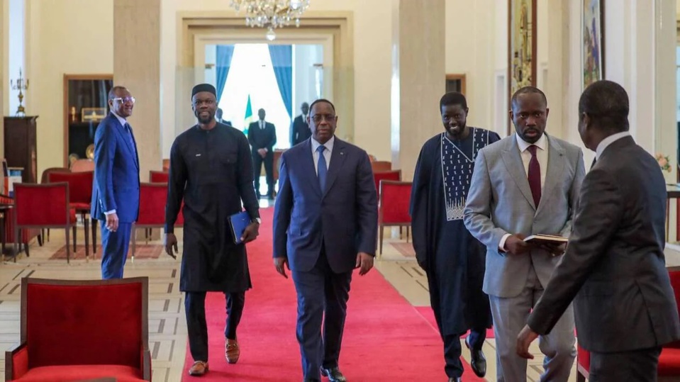 DIOMAYE FOUILLE MACKY ET MOUSSA FALL : Le gouvernement d’Ousmane Sonko enquête sur un contrat de 78,7 milliards signé par l’ancien régime pour la gendarmerie DIOMAYE FOUILLE MACKY ET MOUSSA FALL : Le gouvernement d’Ousmane Sonko enquête sur un contrat de 78,7 milliards signé par l’ancien régime pour la gendarmerie