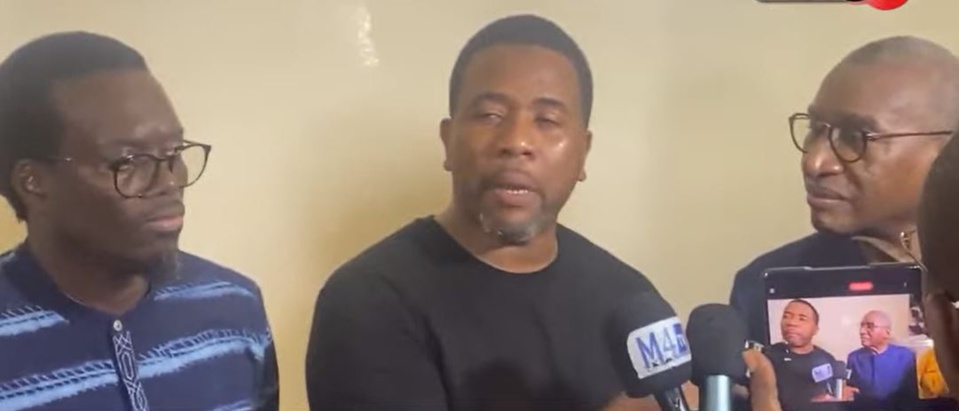 Tous les leaders ont déjeuné chez Mamadou Kassé Tous les leaders ont déjeuné chez Mamadou Kassé