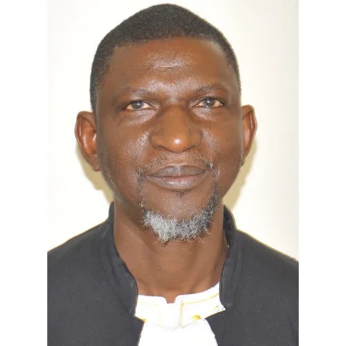 SUITE A PLUSIEURS PLAINTES A SON ENCONTRE : L’avocat Me Malal Barry suspendu