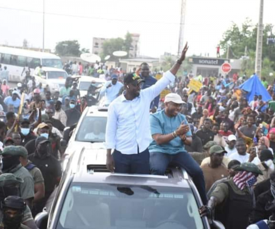 95EN CAMPAGNE DANS LE NORD-EST DU PAYS, OUSMANE SONKO RÉVÈLE : «Le projet de l’hôpital de Ourossogui a relevé du ‘’secret défense’’ et construit par le ministère de la Justice… le cout de l’université de Matam peut faire 2 à 3 universités» 95EN CAMPAGNE DANS LE NORD-EST DU PAYS, OUSMANE SONKO RÉVÈLE : «Le projet de l’hôpital de Ourossogui a relevé du ‘’secret défense’’ et construit par le ministère de la Justice… le cout de l’université de Matam peut faire 2 à 3 universités»