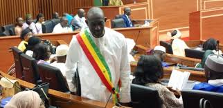 Elhadj Ababacar Tambedou le remplace