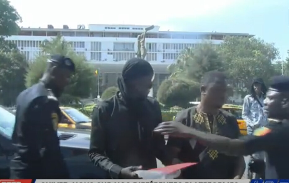 abrogation de l’amnistie, loi sur les Ogm et départ de Diomaye du Conseil supérieur de la magistrature : Abdou Karim Guèye adresse des lettres à certains députés, se fait arrêter avant d’être libéré