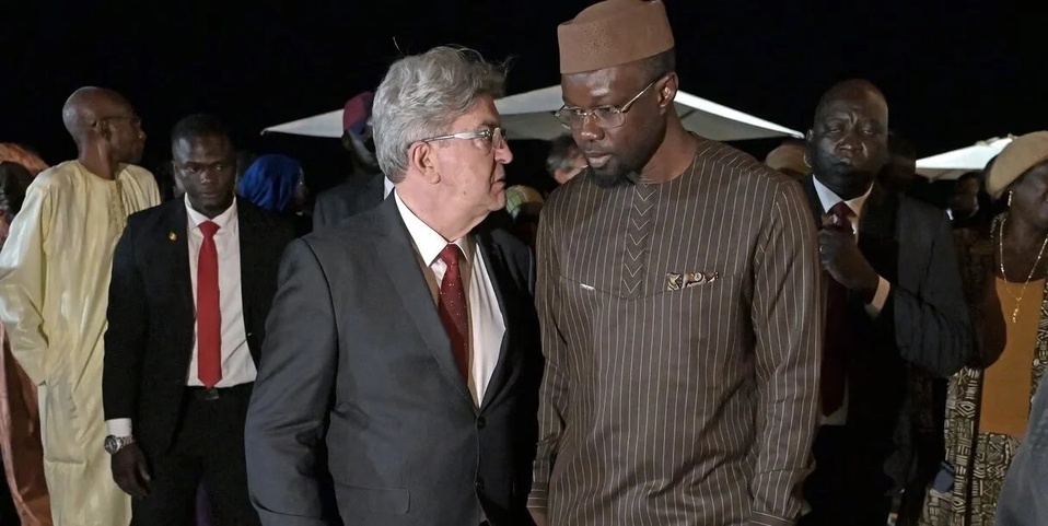 Retrait des troupes françaises du Sénégal : La réaction de Jean-Luc Mélenchon Retrait des troupes françaises du Sénégal : La réaction de Jean-Luc Mélenchon