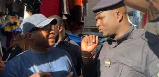 Doxantu dans les rues de Dakar : Barth stoppé à Sandaga