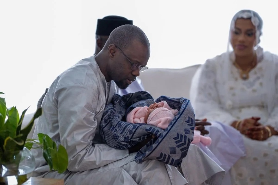 La maman de Sonko «toureundo» du bébé de Diomaye