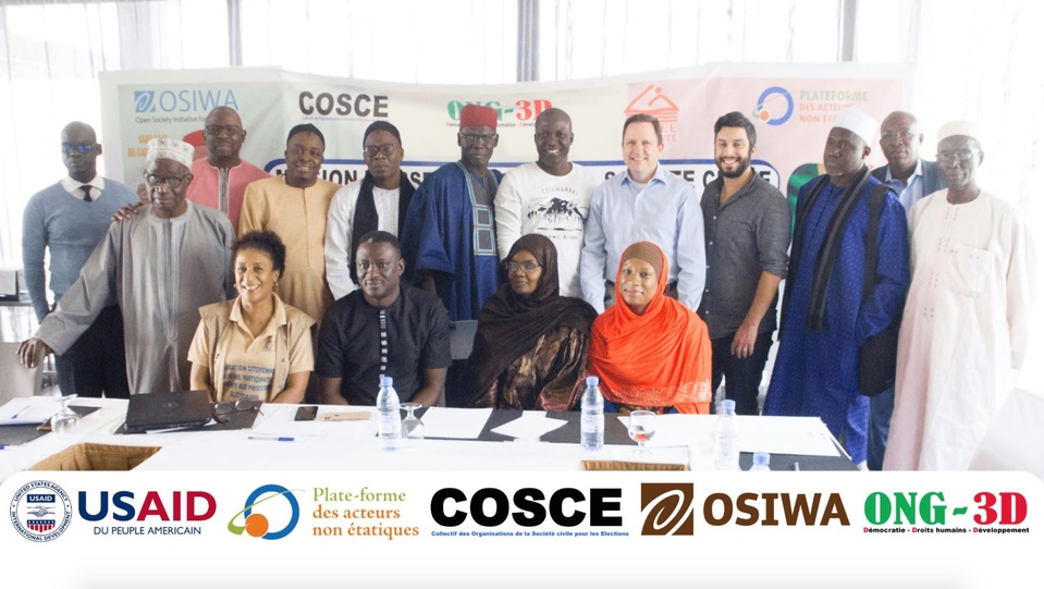 CÉLÉBRATIONS DES 25 ANS DU COLLECTIF DES ORGANISATIONS DE LA SOCIÉTÉ CIVILE POUR LES ÉLECTIONS : Les pionniers racontent les débuts difficiles et la réussite des combats dans un climat propice CÉLÉBRATIONS DES 25 ANS DU COLLECTIF DES ORGANISATIONS DE LA SOCIÉTÉ CIVILE POUR LES ÉLECTIONS : Les pionniers racontent les débuts difficiles et la réussite des combats dans un climat propice