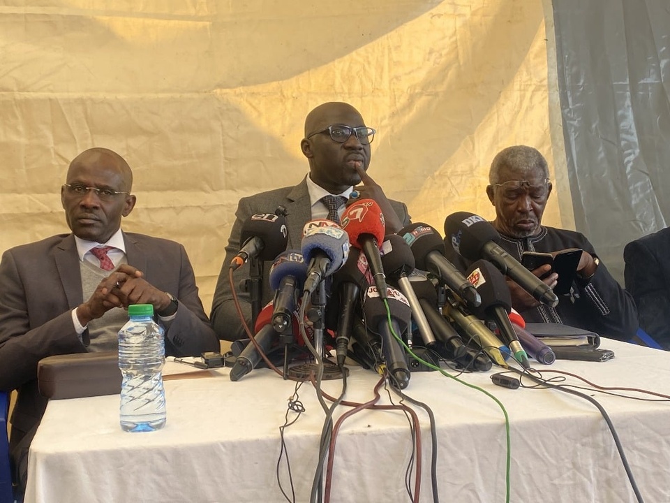DÉMISSION DE BOK GIS GIS : Moussa Diakhaté dézingue le nouveau régime, quitte Pape Diop et annonce la création de son mouvement NEL DÉMISSION DE BOK GIS GIS : Moussa Diakhaté dézingue le nouveau régime, quitte Pape Diop et annonce la création de son mouvement NEL