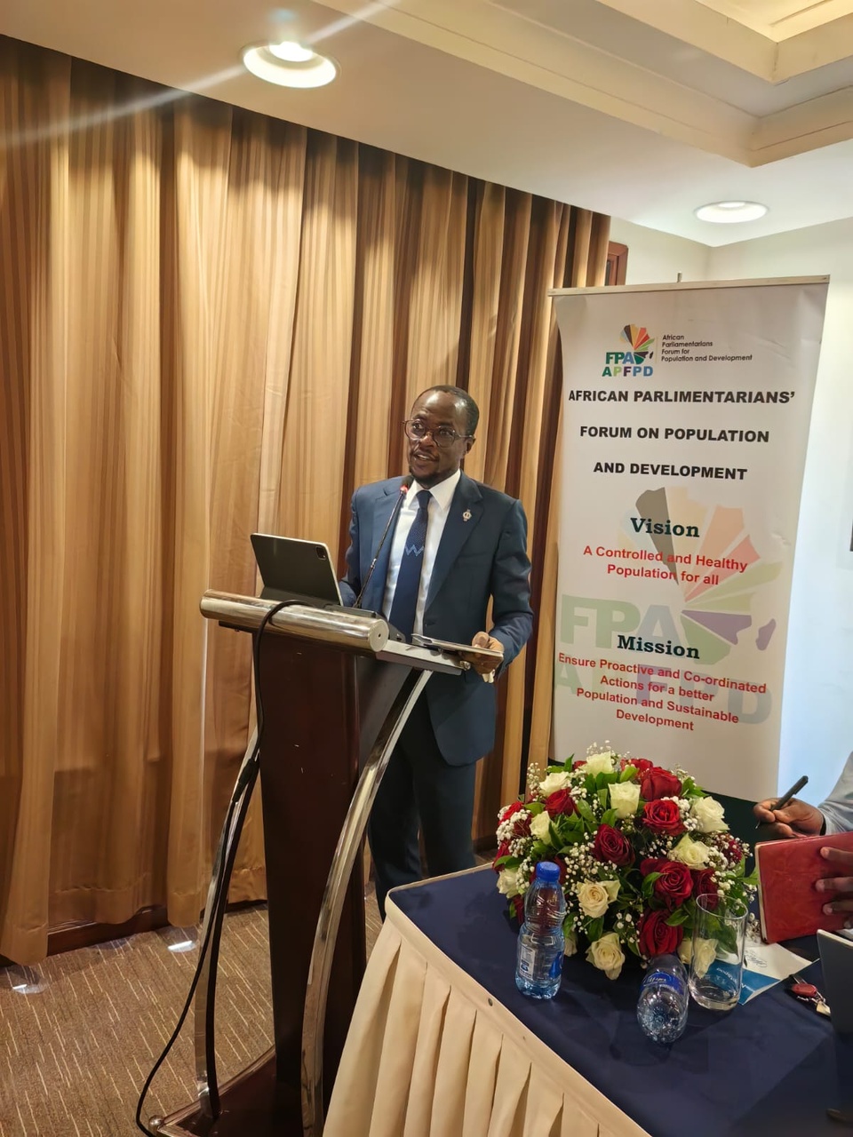 INTERVENTION DE L’HONORABLE DEPUTE ABDOU MBOW À l’occasion de la réunion des parlementaires africains et asiatiques sur la population et le développement INTERVENTION DE L’HONORABLE DEPUTE ABDOU MBOW À l’occasion de la réunion des parlementaires africains et asiatiques sur la population et le développement